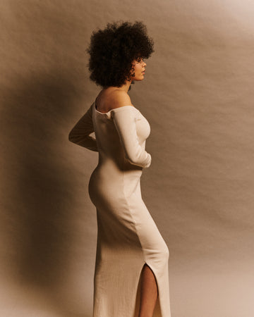 Long sleeve dress bare shoulder asymmetrical thick natural cotton certified GOTS made in France white beige model Estelle LES DUNES